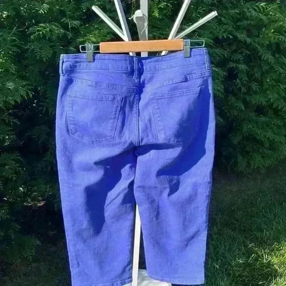 NYDJeans size 12P, cropped with lift tuck technology - Picture 7 of 13